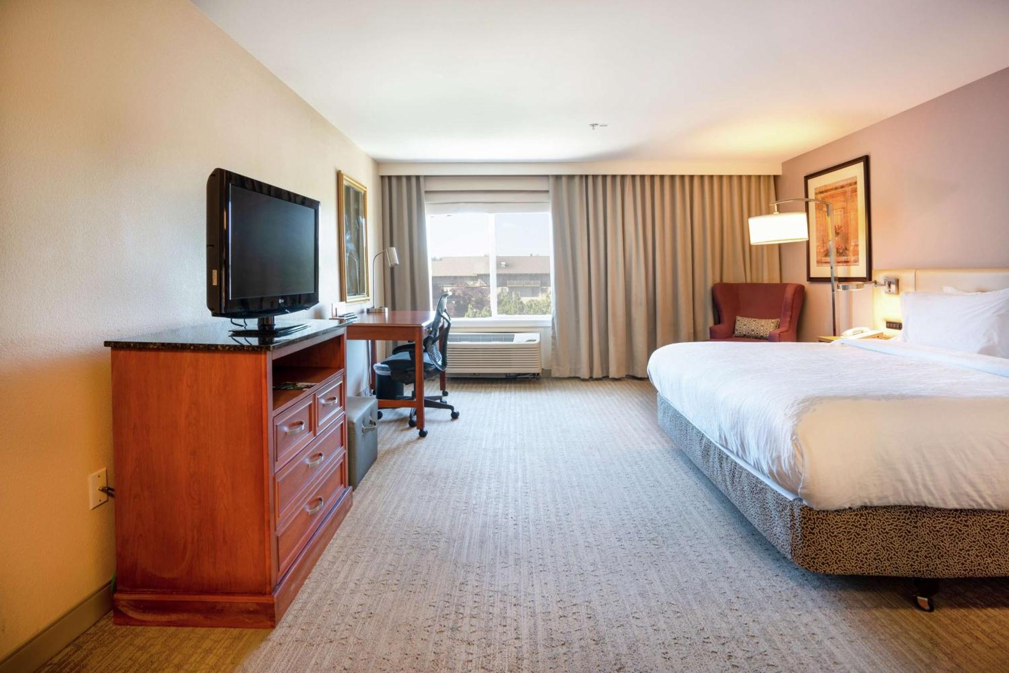 Hilton Garden Inn Seattle/Renton Exterior photo