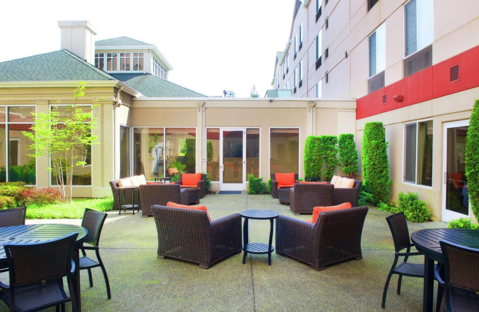 Hilton Garden Inn Seattle/Renton Exterior photo