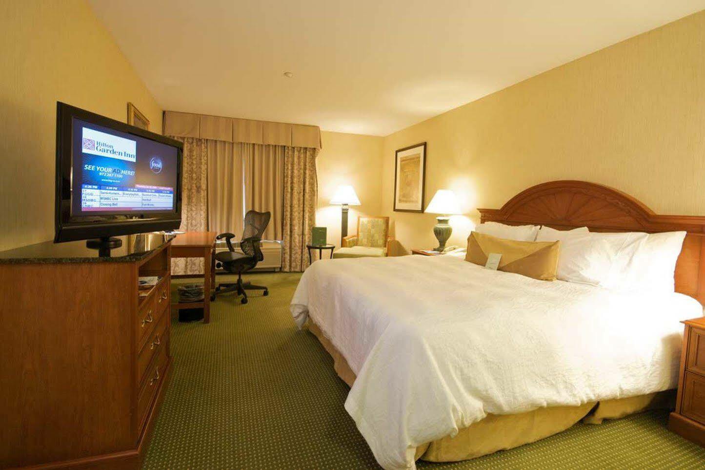 Hilton Garden Inn Seattle/Renton Exterior photo